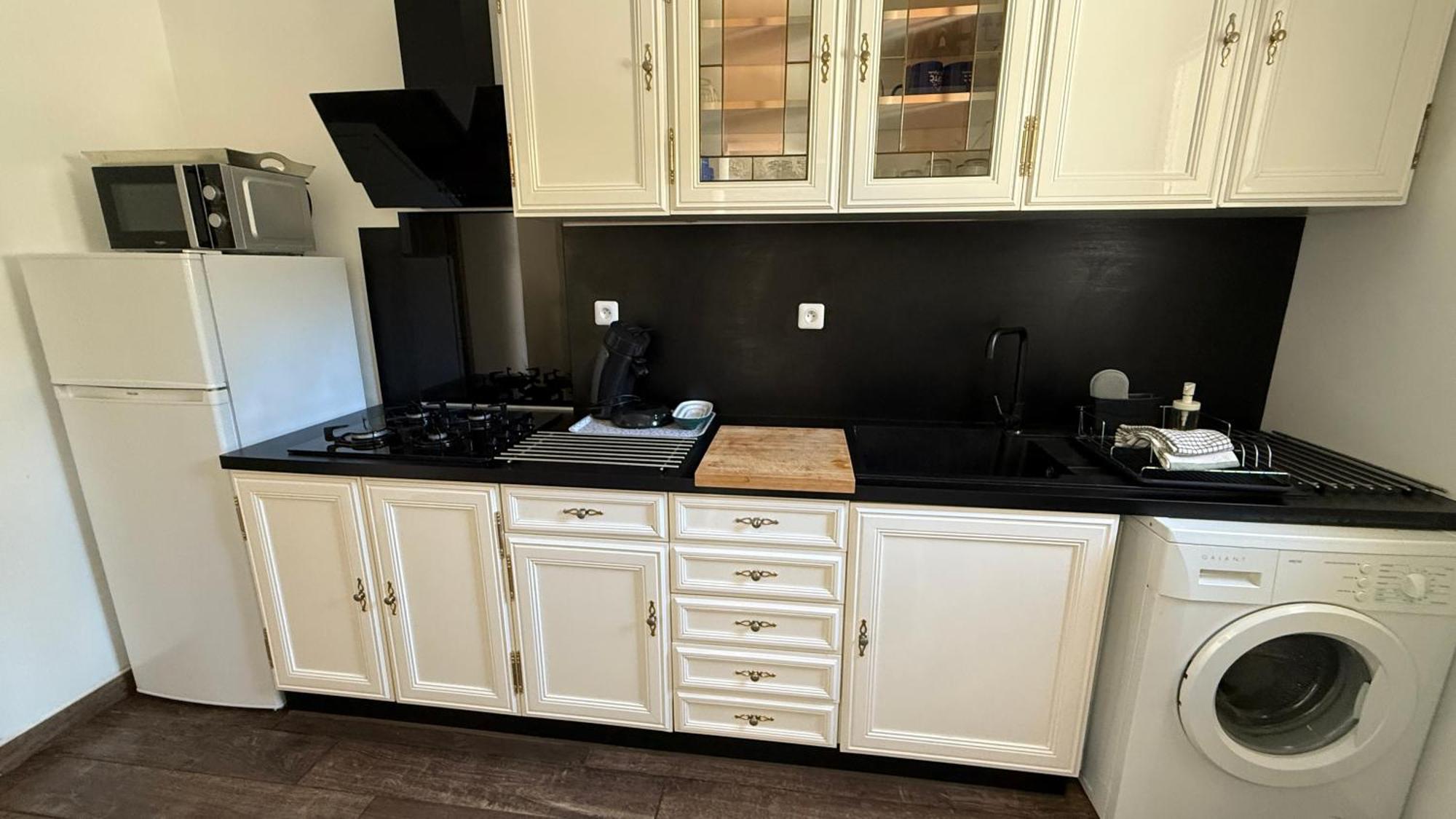 A Casa Corbaia Appartement 40 M2, Jardin Prive, Parking, Proche Centre Ville Et Mer Apartment 40 M2, Private Garden Parking Near Town Center And Sea Port And Airport Bastia  Exteriör bild