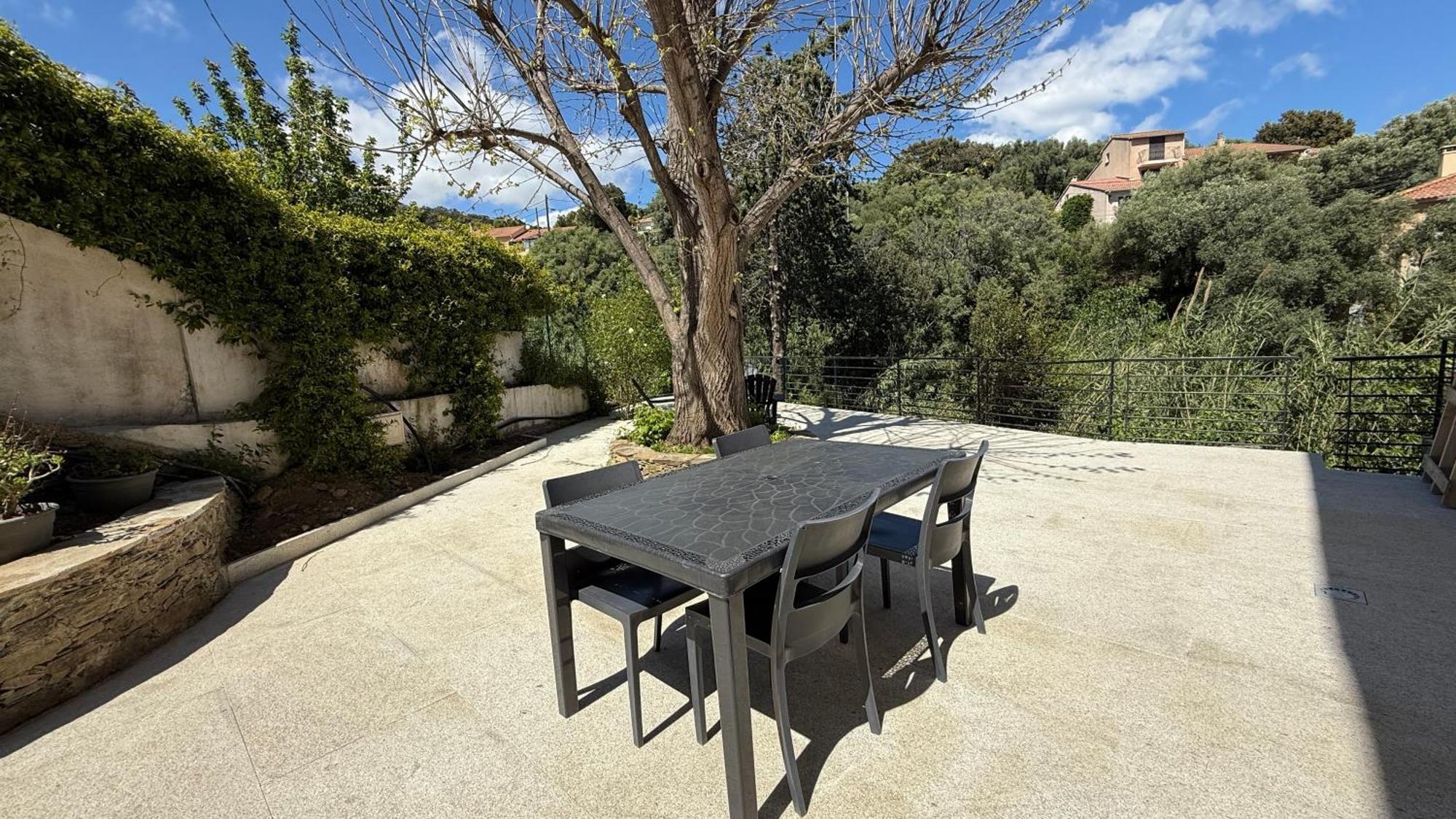 A Casa Corbaia Appartement 40 M2, Jardin Prive, Parking, Proche Centre Ville Et Mer Apartment 40 M2, Private Garden Parking Near Town Center And Sea Port And Airport Bastia  Exteriör bild